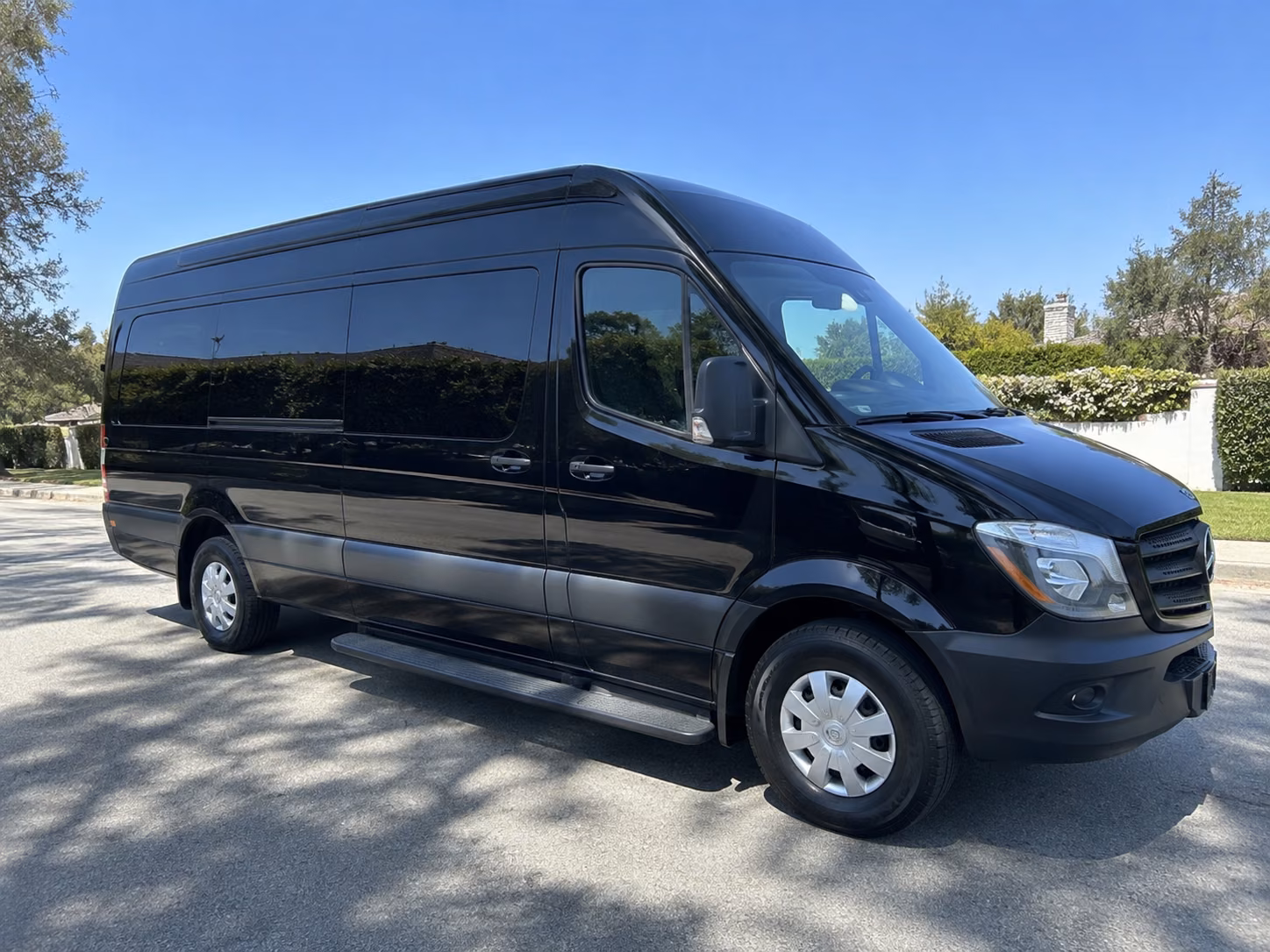 15 passenger sprinter van