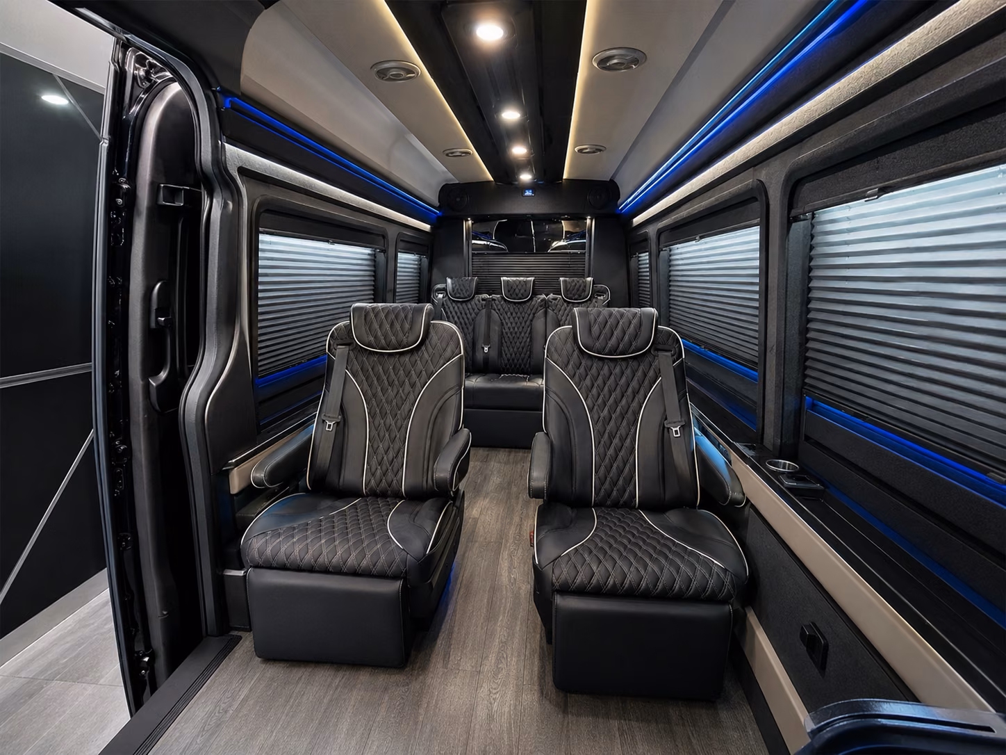 riverside 20 passenger sprinter van inside